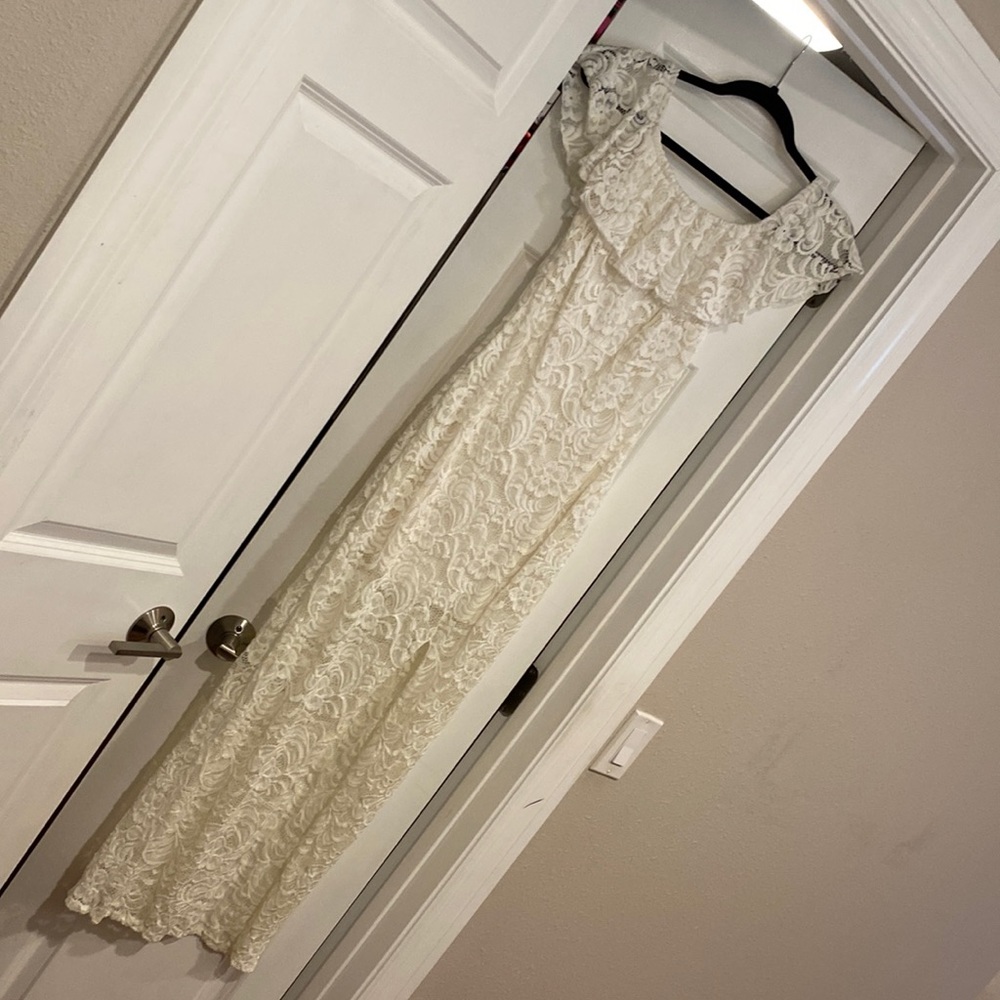 White lace maxi dress